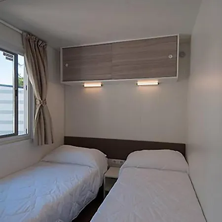 Attractive Mobile In With Shared Pool
